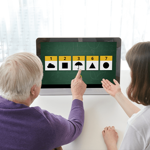 네오펙트 스마트글러브를 사용하는 치료사와 환자